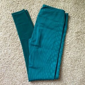 ALO Yoga Motion Leggings